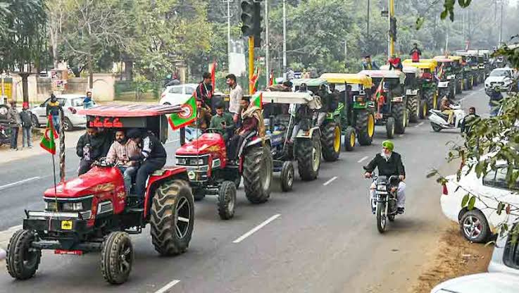 किसान आन्दोलन: राकेश टिकैत का बड़ा ऐलान- 15 अगस्त को किसान करेंगे ट्रैक्टर परेड, फहराएंगे तिरंगा 